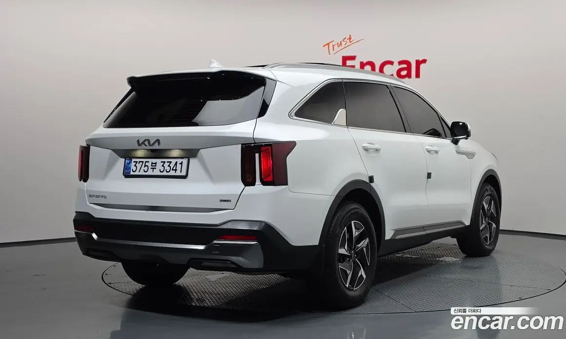 Kia Sorento 2025 1.6 автомат (гидро), фото 2 Kia Sorento 2025 1.6 автомат (гидро), фото 2