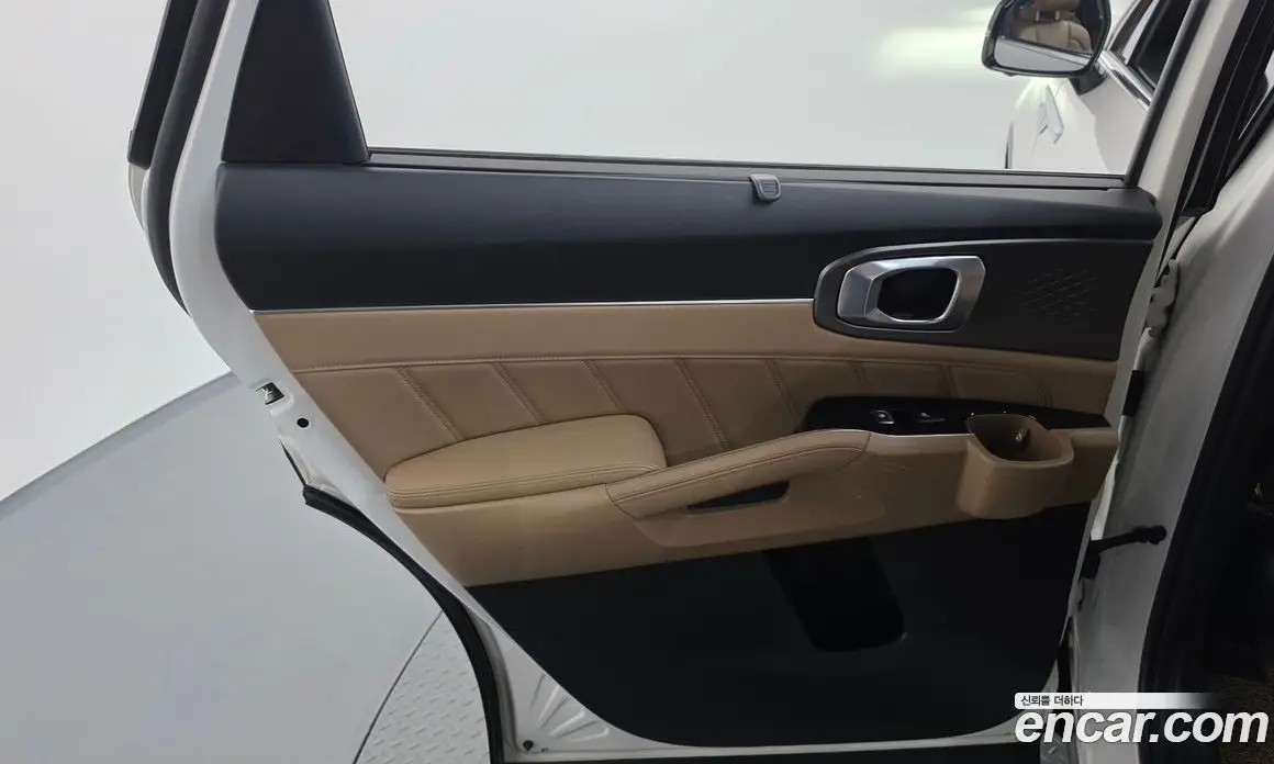 Kia Sorento 2025 1.6 автомат (гидро), фото 15 Kia Sorento 2025 1.6 автомат (гидро), фото 15