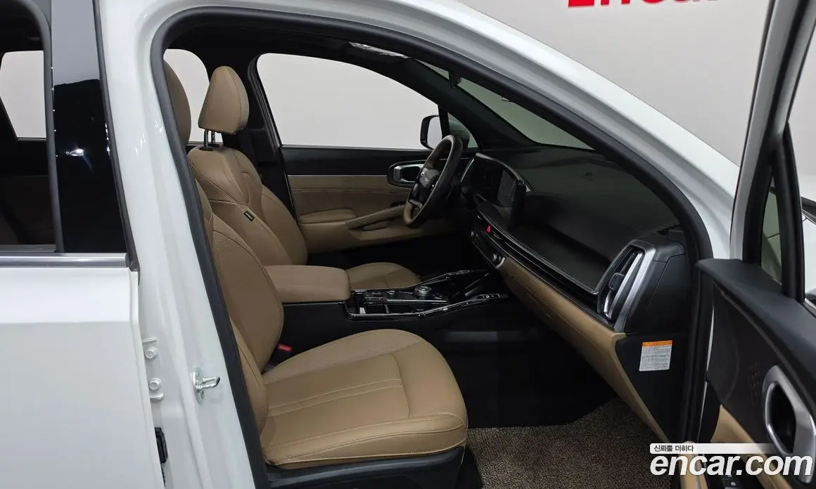 Kia Sorento 2025 1.6 автомат (гидро), фото 16 Kia Sorento 2025 1.6 автомат (гидро), фото 16