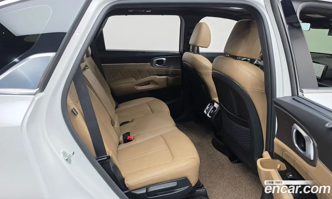 Kia Sorento 2025 1.6 автомат (гидро), фото 17 Kia Sorento 2025 1.6 автомат (гидро), фото 17