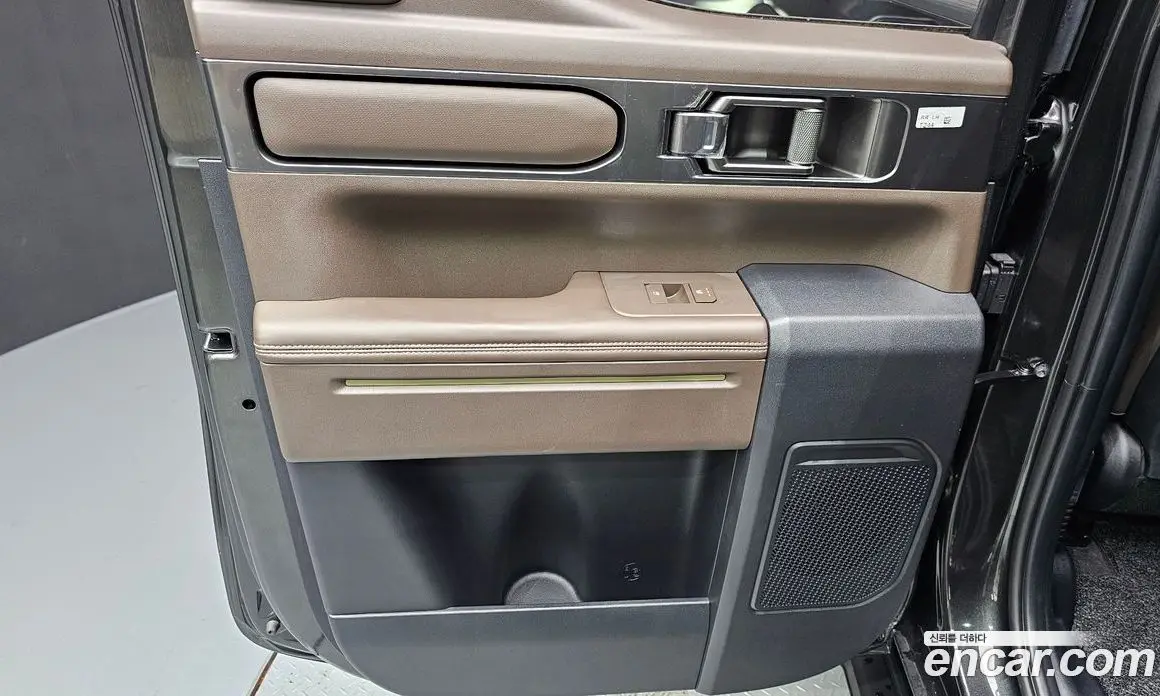 Kia Tasman 2025 2.5 автомат (гидро), фото 15