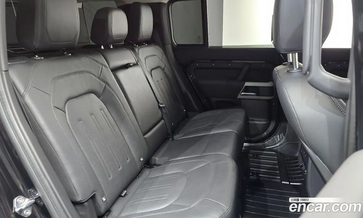 Land Rover Defender 2022 3.0 автомат (гидро), фото 17 Land Rover Defender 2022 3.0 автомат (гидро), фото 17