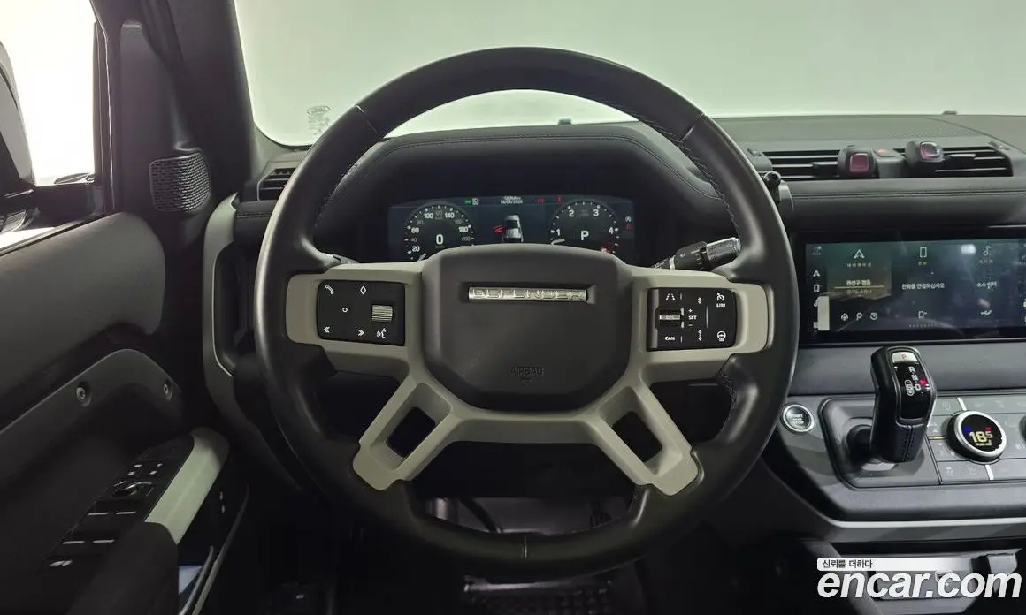 Land Rover Defender 2022 3.0 автомат (гидро), фото 20 Land Rover Defender 2022 3.0 автомат (гидро), фото 20