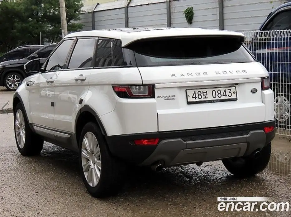 Land Rover Range Rover Evoque 2016 2.0 автомат (гидро), фото 3 Land Rover Range Rover Evoque 2016 2.0 автомат (гидро), фото 3