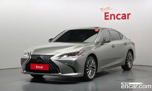 Lexus ES 2023 2.5 автомат (гидро), миниатюра 1