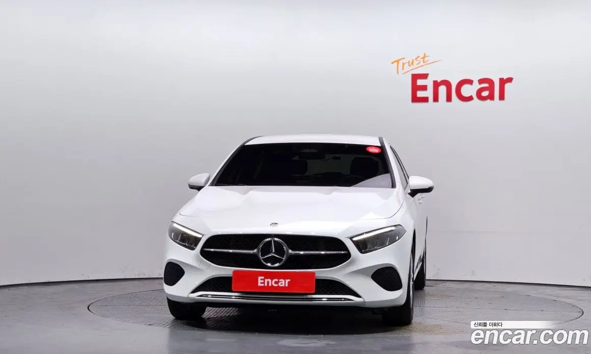 Mercedes-Benz A-Class 2025 2.0 автомат (гидро), фото 3