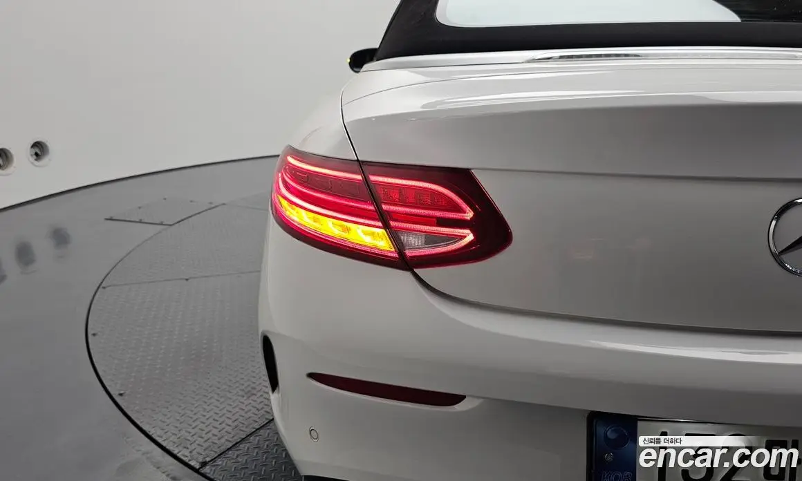 Mercedes-Benz C-Class 2017 2.0 автомат (гидро), фото 9 Mercedes-Benz C-Class 2017 2.0 автомат (гидро), фото 9