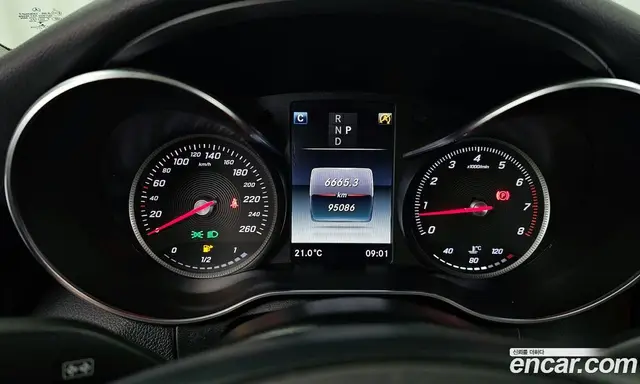 Mercedes-Benz C-Class 2018 2.0 автомат (гидро), миниатюра 11 Mercedes-Benz C-Class 2018 2.0 автомат (гидро), миниатюра 11