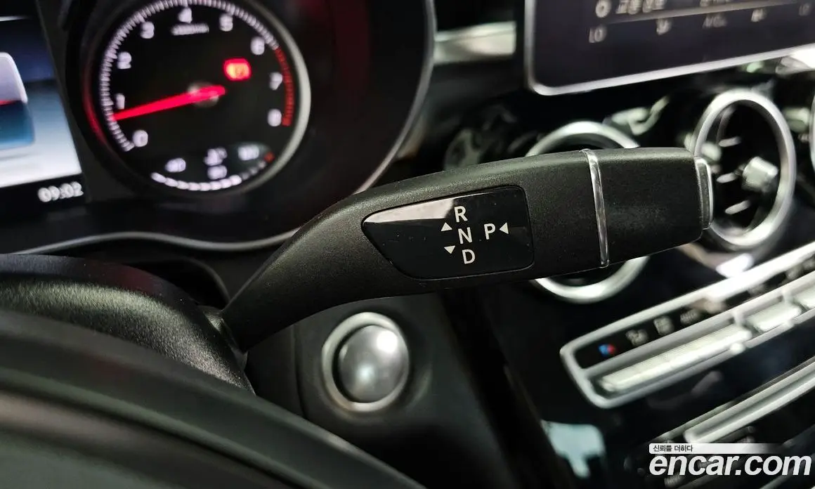 Mercedes-Benz C-Class 2018 2.0 автомат (гидро), фото 12 Mercedes-Benz C-Class 2018 2.0 автомат (гидро), фото 12