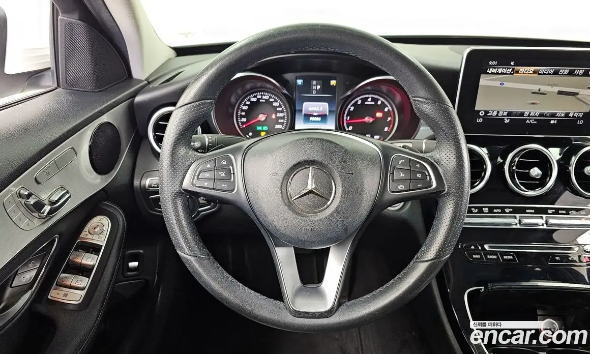 Mercedes-Benz C-Class 2018 2.0 автомат (гидро), фото 19 Mercedes-Benz C-Class 2018 2.0 автомат (гидро), фото 19