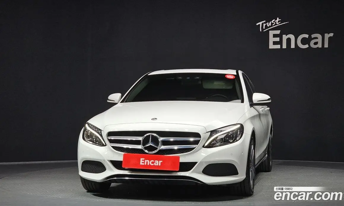 Mercedes-Benz C-Class 2018 2.0 автомат (гидро), фото 3 Mercedes-Benz C-Class 2018 2.0 автомат (гидро), фото 3