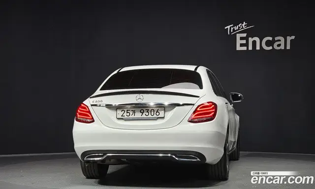 Mercedes-Benz C-Class 2018 2.0 автомат (гидро), миниатюра 4 Mercedes-Benz C-Class 2018 2.0 автомат (гидро), миниатюра 4