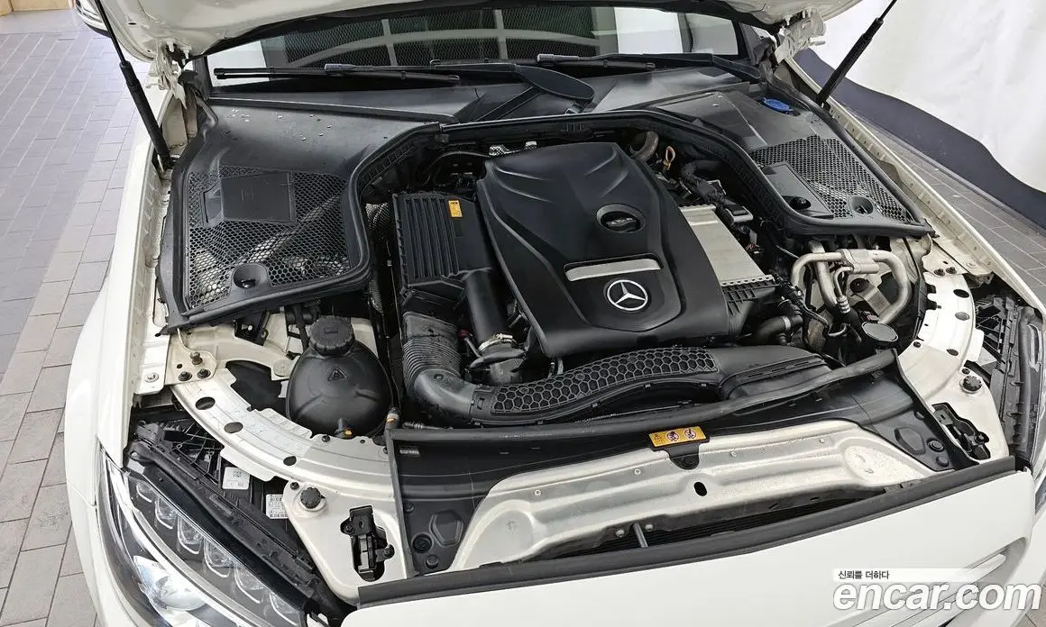 Mercedes-Benz C-Class 2018 2.0 автомат (гидро), фото 6 Mercedes-Benz C-Class 2018 2.0 автомат (гидро), фото 6