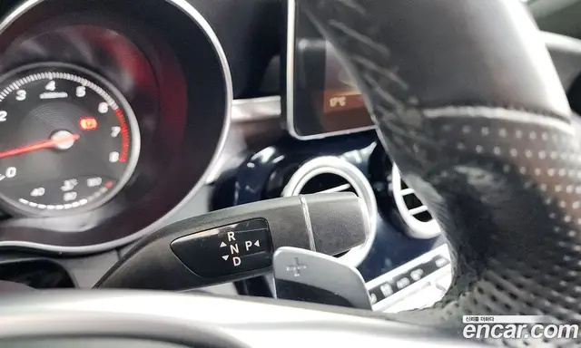 Mercedes-Benz C-Class 2018 2.0 автомат (гидро), миниатюра 12