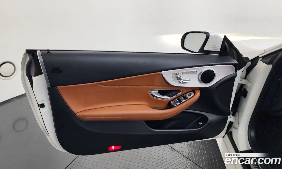 Mercedes-Benz C-Class 2018 2.0 автомат (гидро), фото 15
