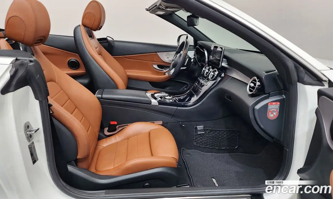 Mercedes-Benz C-Class 2018 2.0 автомат (гидро), фото 16