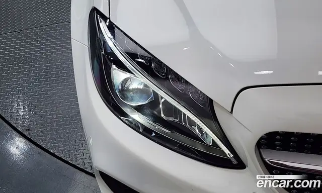 Mercedes-Benz C-Class 2018 2.0 автомат (гидро), миниатюра 8