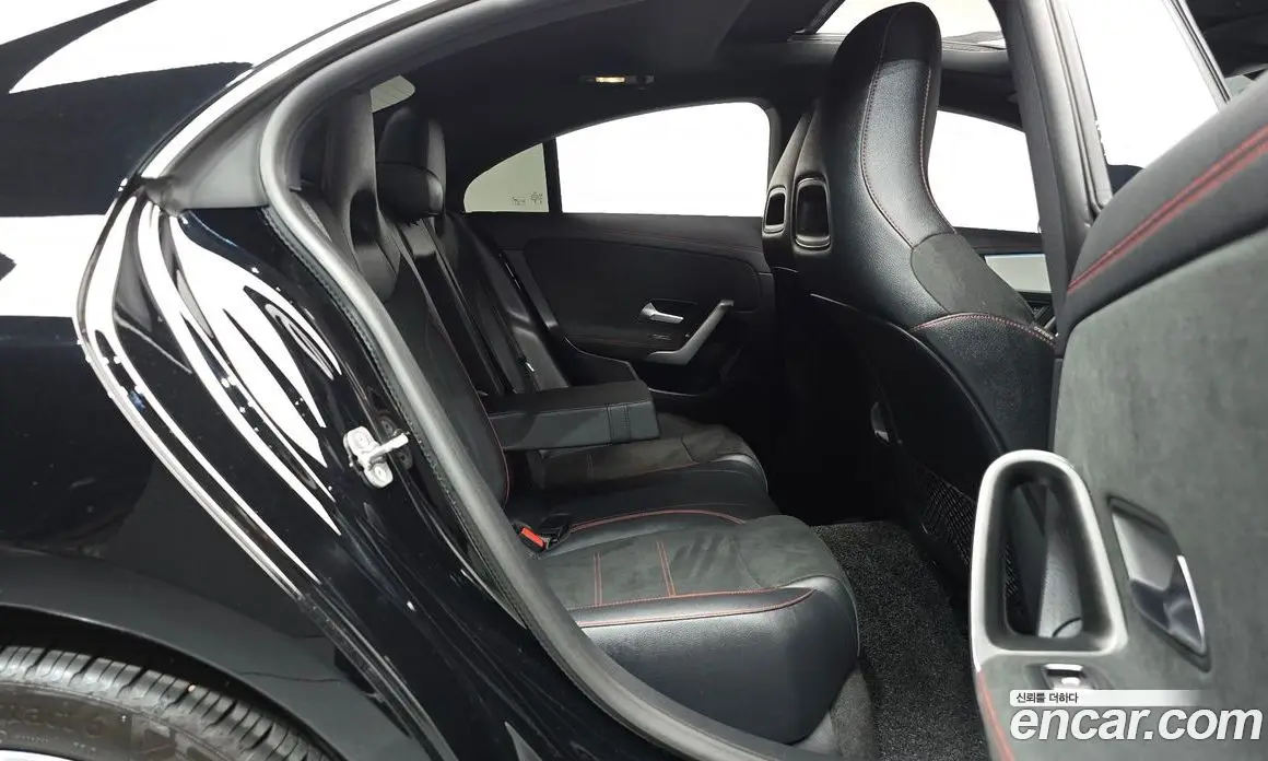 Mercedes-Benz CLA-Class 2024 2.0 автомат (гидро), фото 17