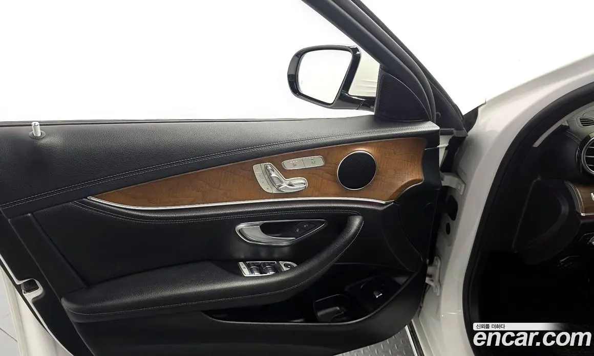Mercedes-Benz E-Class 2019 1.9 автомат (гидро), фото 14