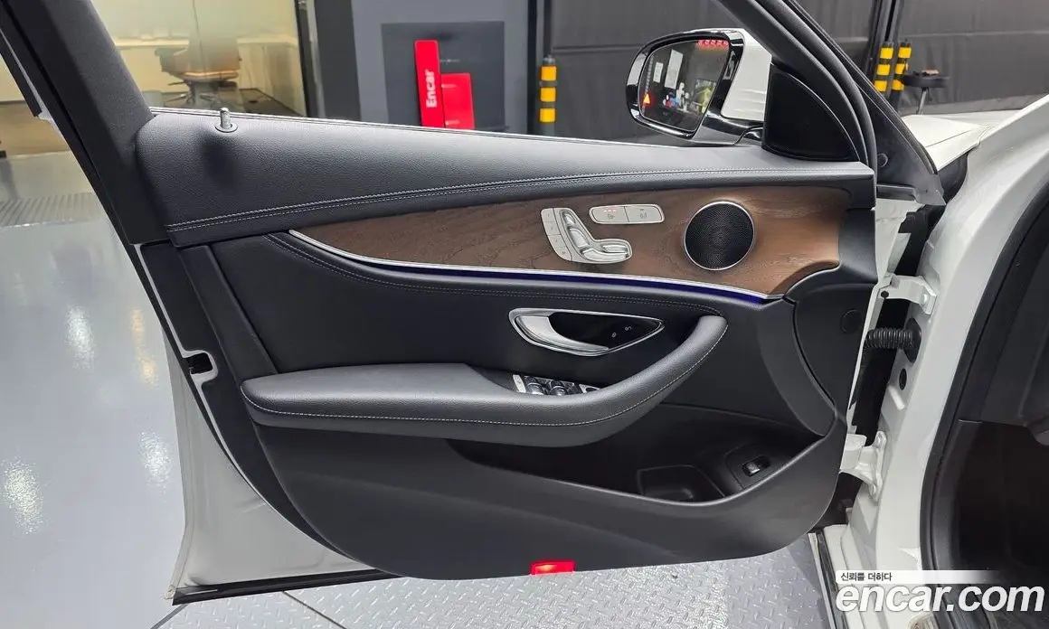 Mercedes-Benz E-Class 2019 1.9 автомат (гидро), фото 14