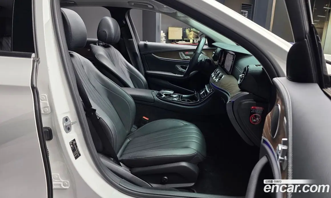 Mercedes-Benz E-Class 2019 1.9 автомат (гидро), фото 17