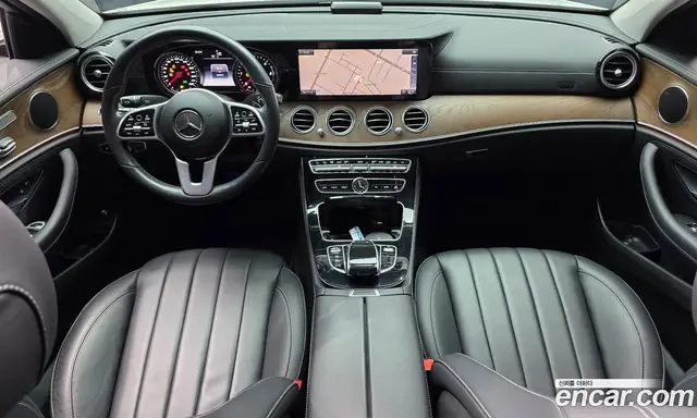 Mercedes-Benz E-Class 2019 1.9 автомат (гидро), миниатюра 10