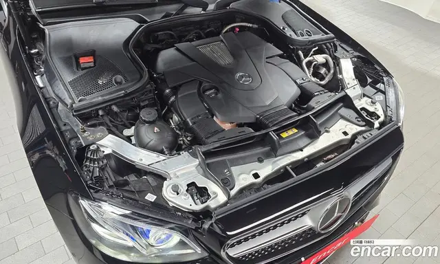 Mercedes-Benz E-Class 2019 3.0 автомат (гидро), миниатюра 6 Mercedes-Benz E-Class 2019 3.0 автомат (гидро), миниатюра 6