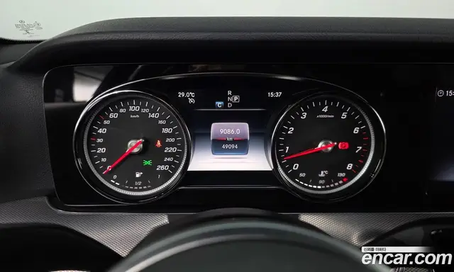 Mercedes-Benz E-Class 2020 2.0 автомат (гидро), миниатюра 11