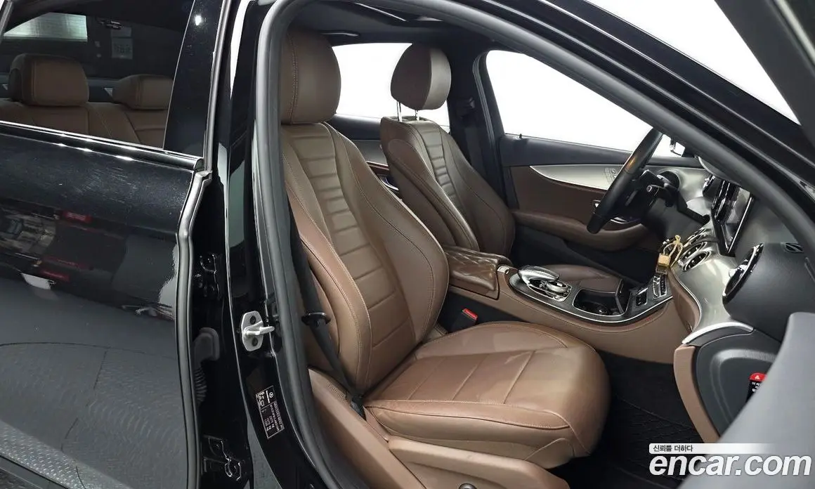 Mercedes-Benz E-Class 2020 2.0 автомат (гидро), фото 16