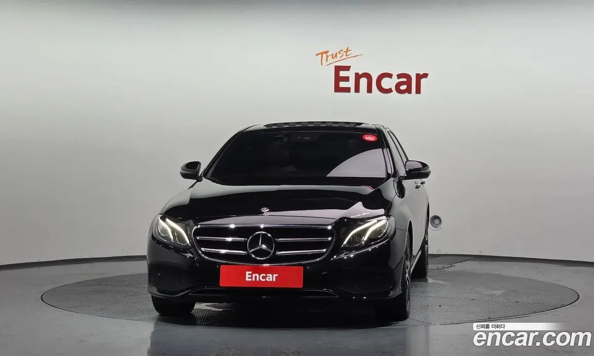 Mercedes-Benz E-Class 2020 2.0 автомат (гидро), фото 3