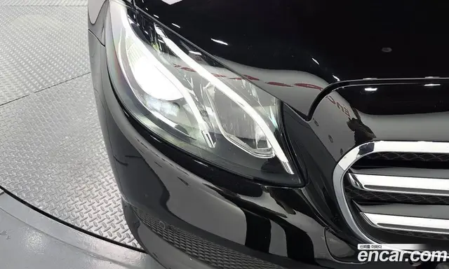 Mercedes-Benz E-Class 2020 2.0 автомат (гидро), миниатюра 8
