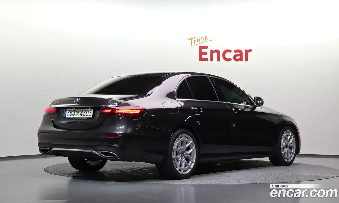 Mercedes-Benz E-Class 2021 1.9 автомат (гидро), фото 2 Mercedes-Benz E-Class 2021 1.9 автомат (гидро), фото 2