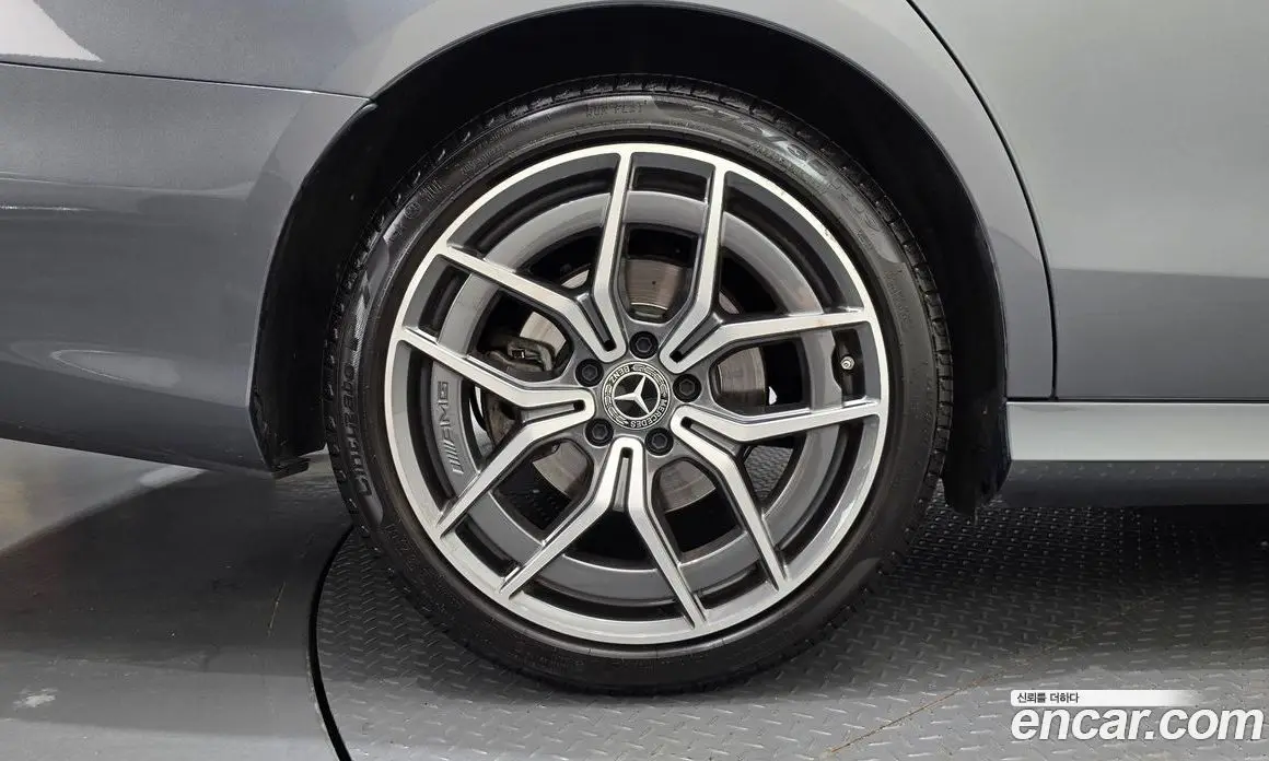 Mercedes-Benz E-Class 2021 1.9 автомат (гидро), фото 6 Mercedes-Benz E-Class 2021 1.9 автомат (гидро), фото 6