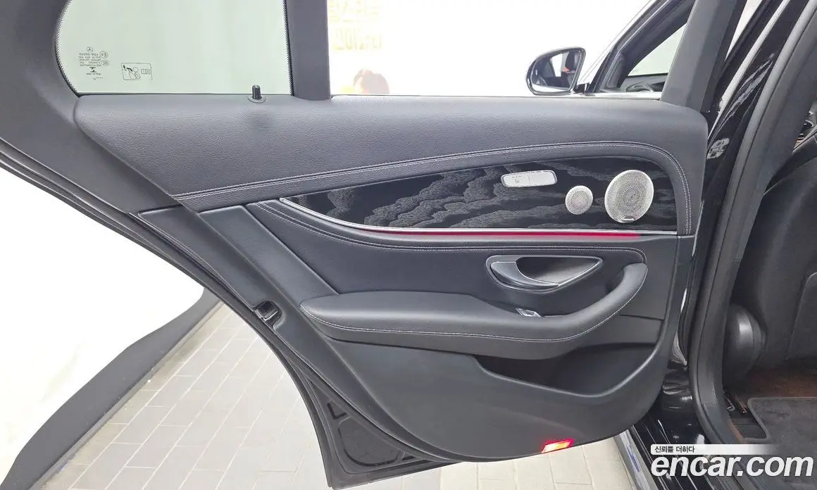 Mercedes-Benz E-Class 2022 1.9 автомат (гидро), фото 15