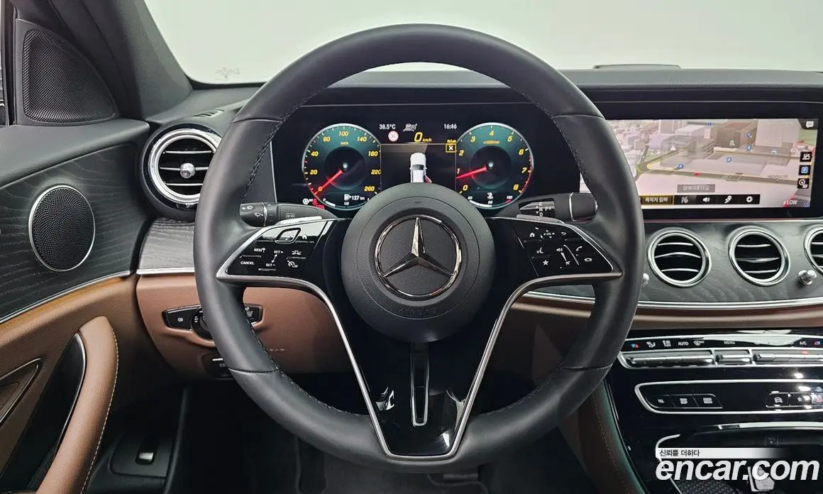Mercedes-Benz E-Class 2023 2.0 автомат (гидро), фото 19 Mercedes-Benz E-Class 2023 2.0 автомат (гидро), фото 19