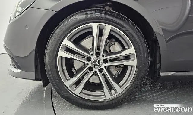 Mercedes-Benz E-Class 2023 2.0 автомат (гидро), миниатюра 5 Mercedes-Benz E-Class 2023 2.0 автомат (гидро), миниатюра 5