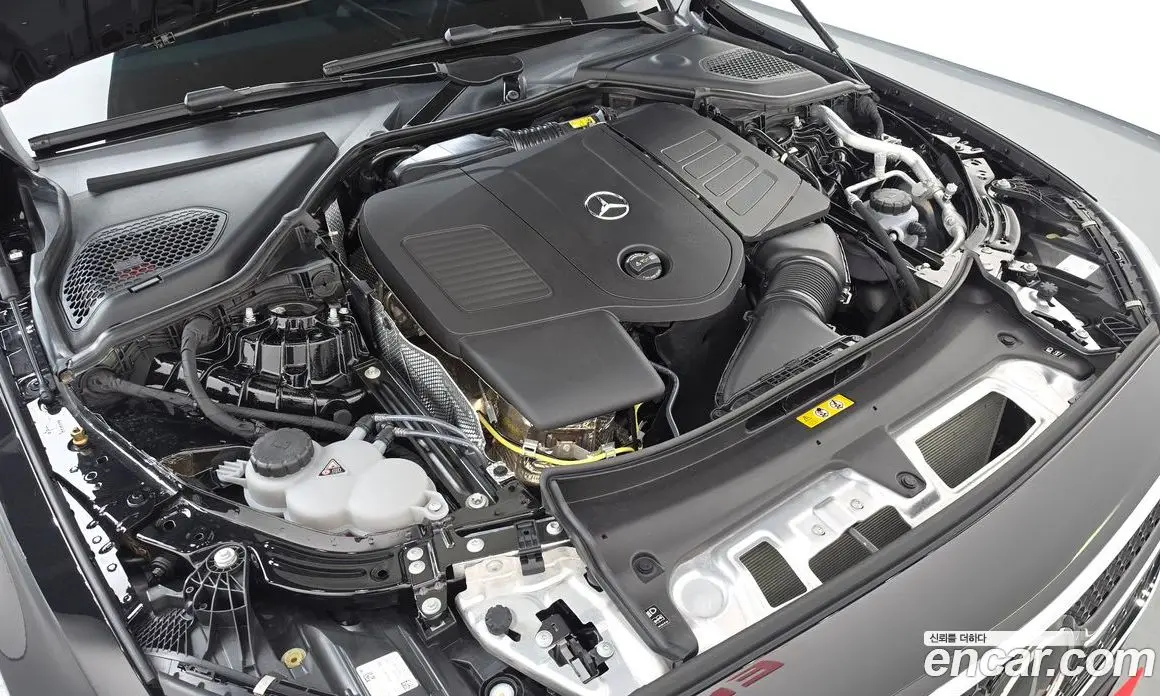Mercedes-Benz E-Class 2025 2.0 автомат (гидро), фото 6