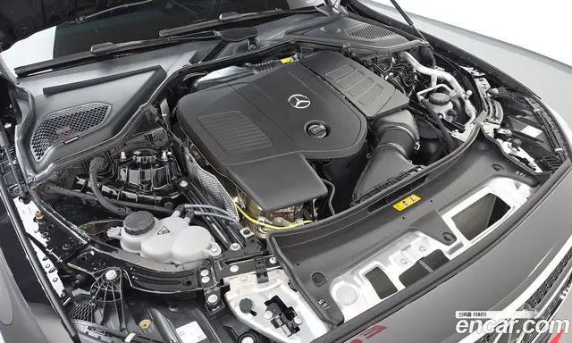 Mercedes-Benz E-Class 2025 2.0 автомат (гидро), миниатюра 6