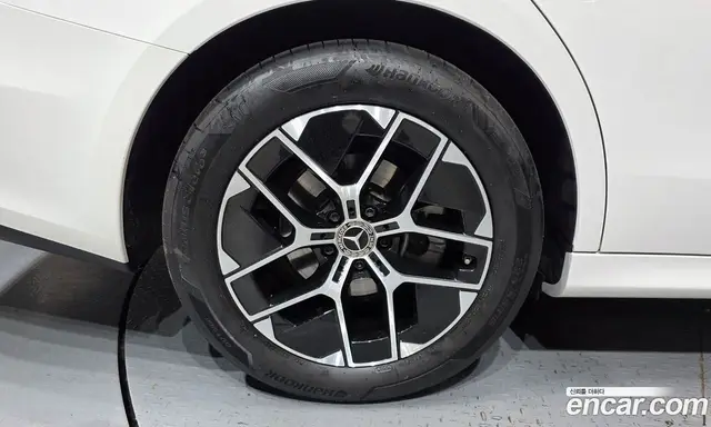 Mercedes-Benz E-Class 2026 2.0 автомат (гидро), миниатюра 5
