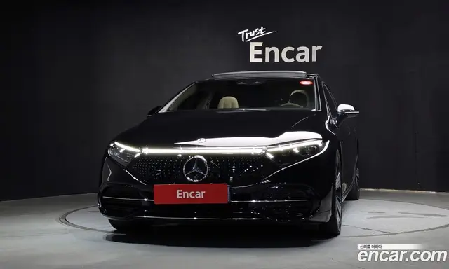 Mercedes-Benz EQS 2023 0.3 автомат (гидро), миниатюра 3