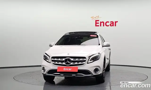 Mercedes-Benz GLA-Class 2019 2.0 автомат (гидро), миниатюра 2 Mercedes-Benz GLA-Class 2019 2.0 автомат (гидро), миниатюра 2