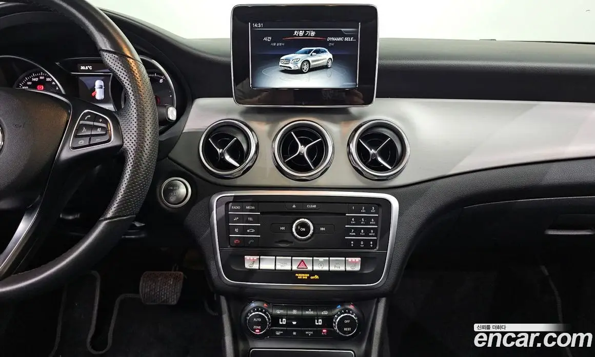 Mercedes-Benz GLA-Class 2019 2.0 автомат (гидро), фото 19 Mercedes-Benz GLA-Class 2019 2.0 автомат (гидро), фото 19