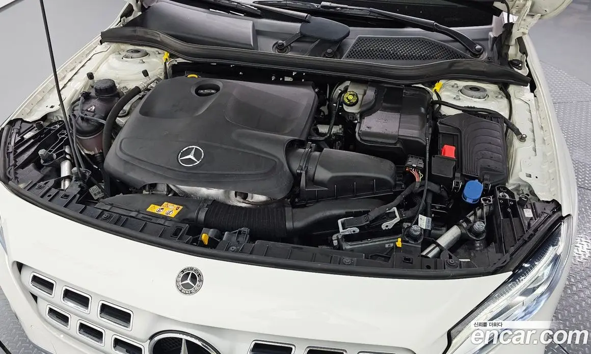 Mercedes-Benz GLA-Class 2019 2.0 автомат (гидро), фото 5 Mercedes-Benz GLA-Class 2019 2.0 автомат (гидро), фото 5