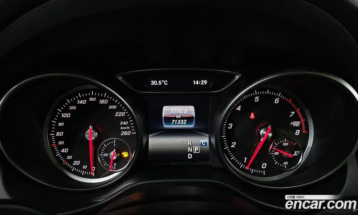 Mercedes-Benz GLA-Class 2019 2.0 автомат (гидро), фото 10 Mercedes-Benz GLA-Class 2019 2.0 автомат (гидро), фото 10
