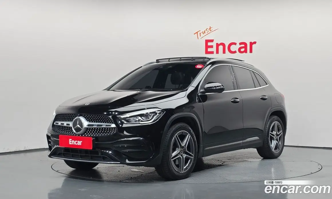 Mercedes-Benz GLA-Class 2023 2.0 автомат (гидро), фото 1 Mercedes-Benz GLA-Class 2023 2.0 автомат (гидро), фото 1
