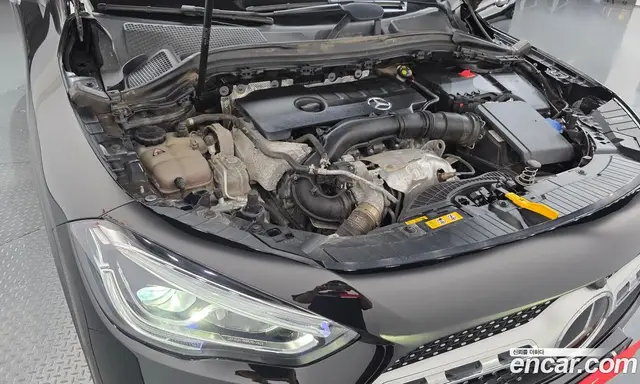 Mercedes-Benz GLA-Class 2023 2.0 автомат (гидро), миниатюра 6 Mercedes-Benz GLA-Class 2023 2.0 автомат (гидро), миниатюра 6