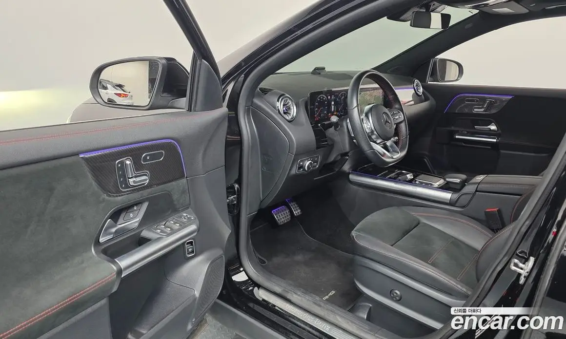 Mercedes-Benz GLA-Class 2023 2.0 автомат (гидро), фото 10 Mercedes-Benz GLA-Class 2023 2.0 автомат (гидро), фото 10