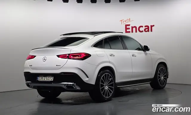 Mercedes-Benz GLE-Class 2021 2.9 автомат (гидро), миниатюра 2