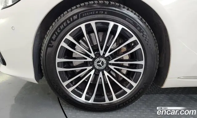 Mercedes-Benz S-Class 2021 2.9 автомат (гидро), миниатюра 5