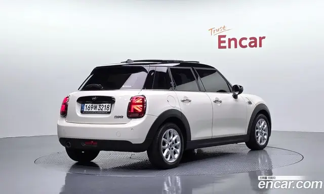 Mini Cooper 2021 1.5 автомат (гидро), миниатюра 2